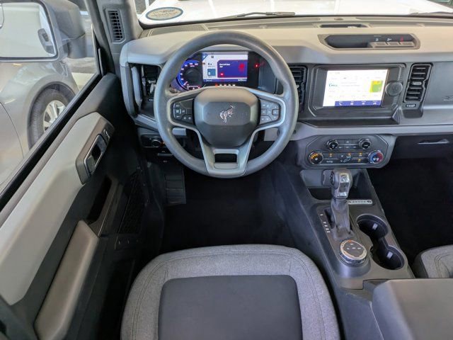 Certified 2022 Ford Bronco Base image 13