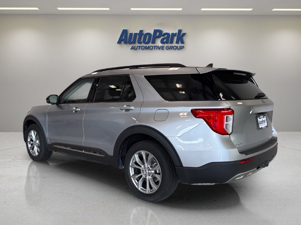 Certified 2024 Ford Explorer XLT w/ Equipment Group 202A AWD/4WD image 5