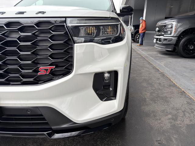 Certified 2025 Ford Explorer ST image 8