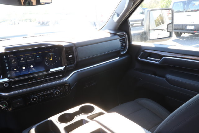 Used 2025 Chevrolet Silverado 2500 LT w/ Convenience Package AWD/4WD image 27