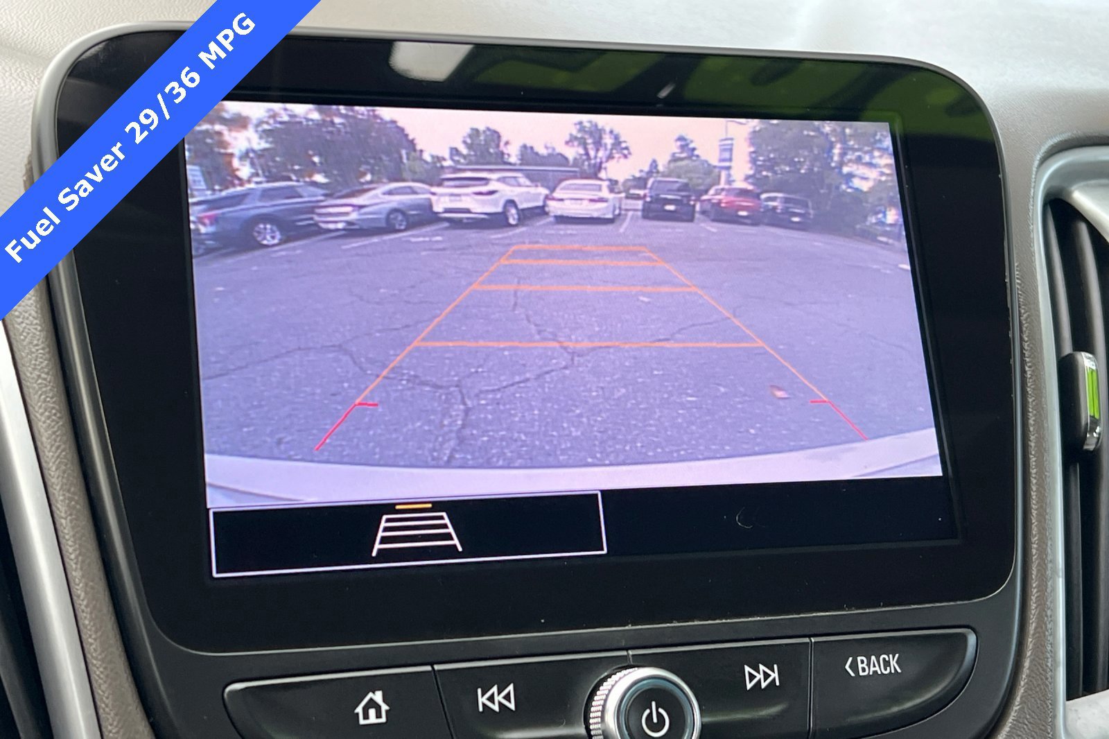 Used 2022 Chevrolet Malibu LT image 19