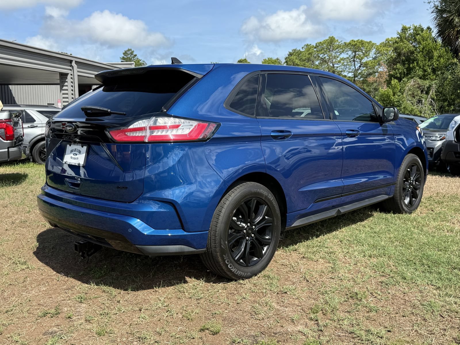Certified 2022 Ford Edge SE w/ Black Appearance Package AWD/4WD image 5