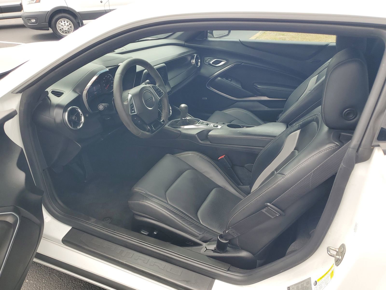Used 2019 Chevrolet Camaro LT w/ 1LE Track Performance Package RWD image 11
