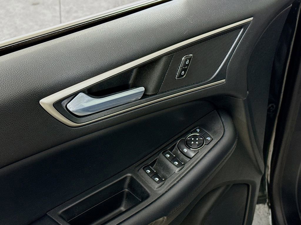 Certified 2022 Ford Edge SEL w/ Convenience Package image 17
