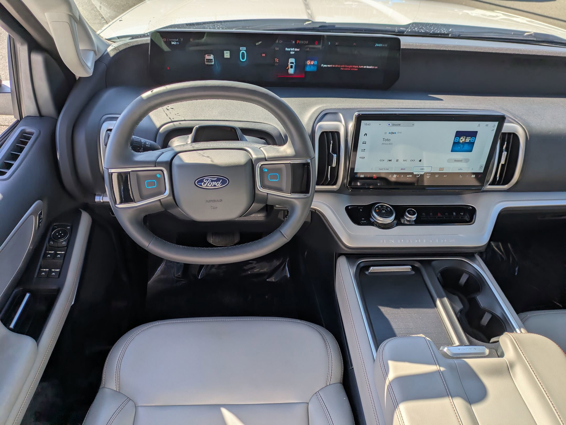 Certified 2025 Ford Expedition Active image 30