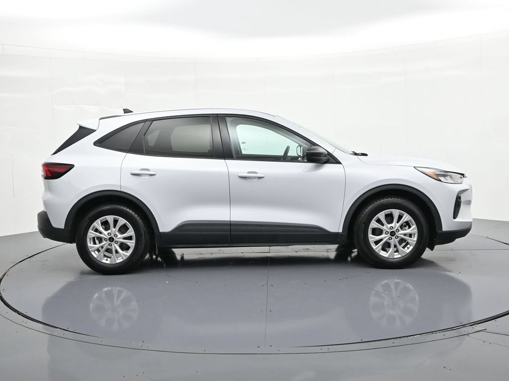 Certified 2025 Ford Escape Active FWD image 5
