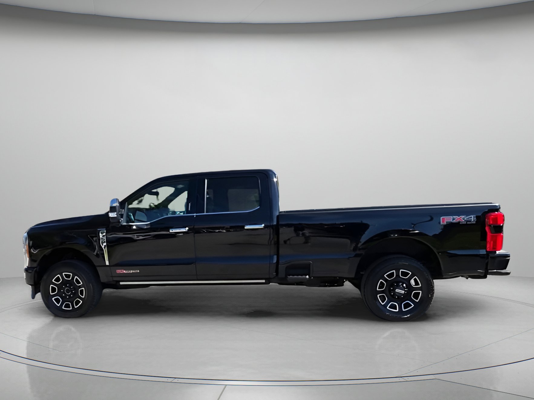 Certified 2023 Ford F350 Platinum image 18