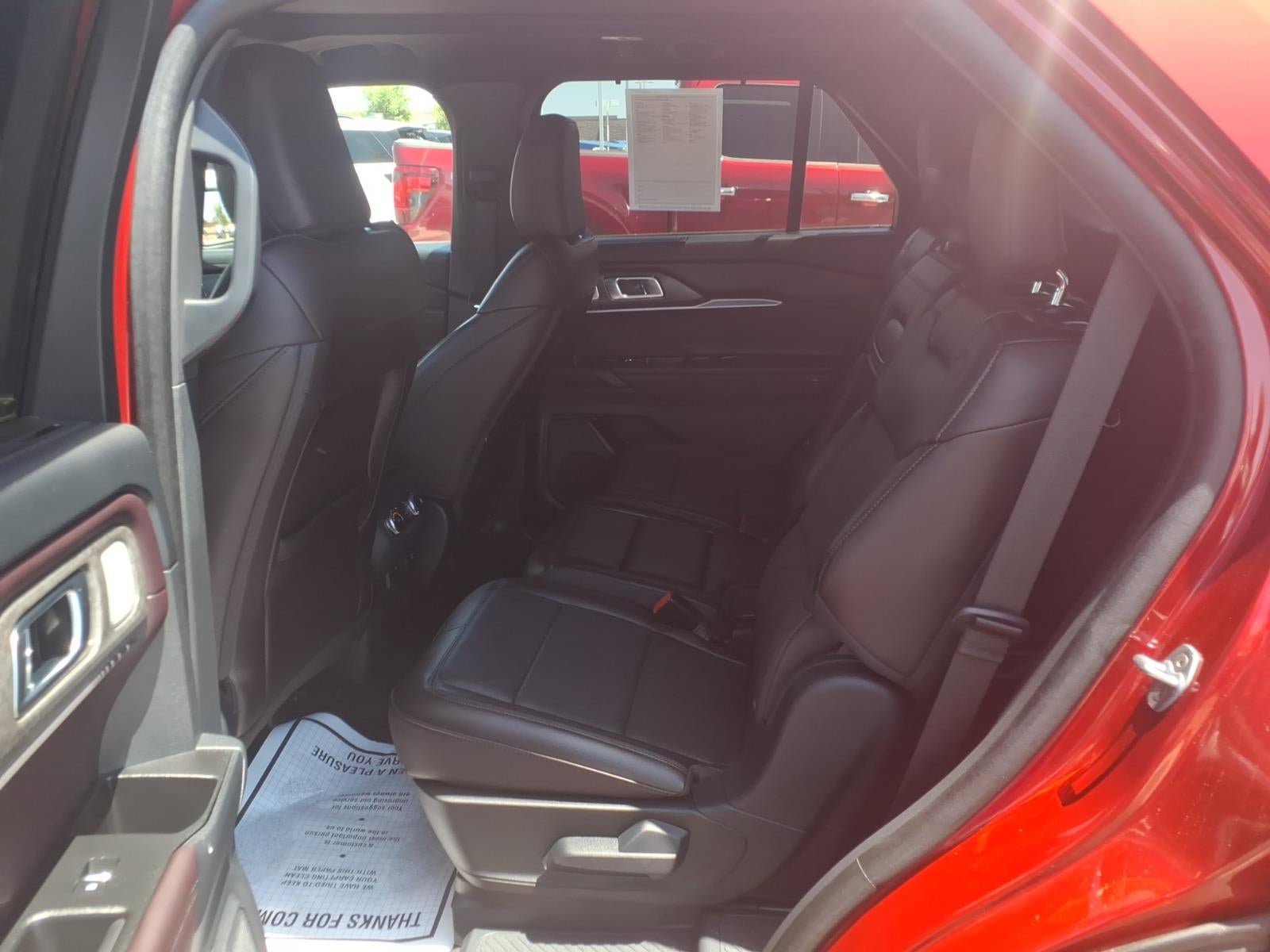 Certified 2025 Ford Explorer Platinum AWD/4WD image 18