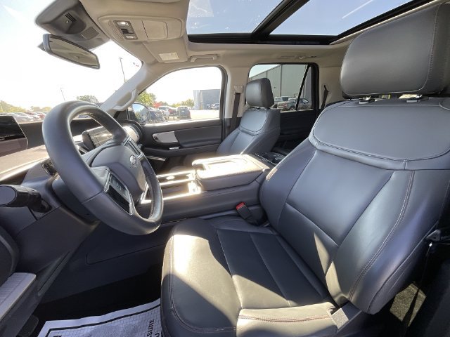 Certified 2025 Ford Expedition Max Active AWD/4WD image 12