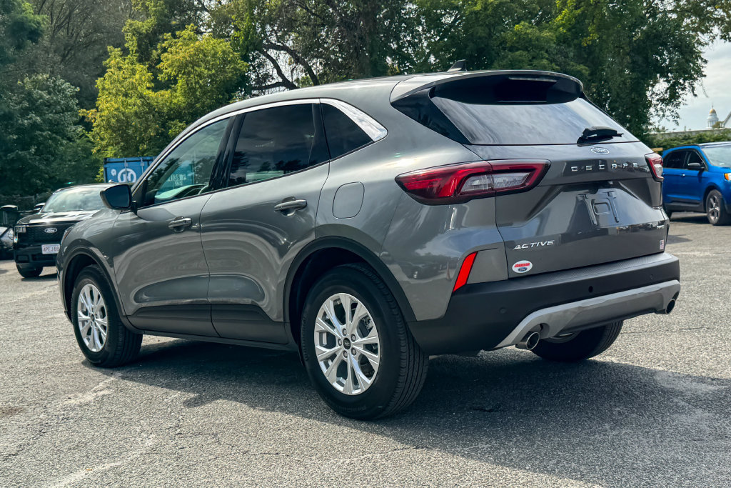 Certified 2023 Ford Escape Active w/ Tech Pack #1 AWD/4WD image 5