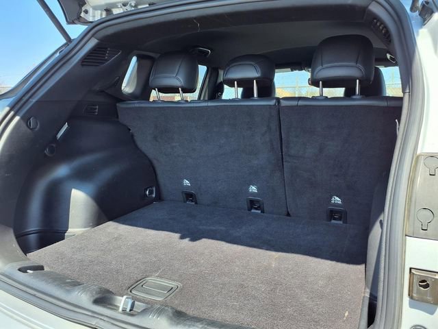 Used 2025 Jeep Compass Limited image 23