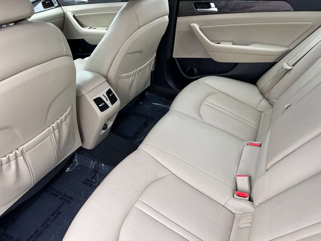 Used 2019 Hyundai Sonata Limited FWD image 11