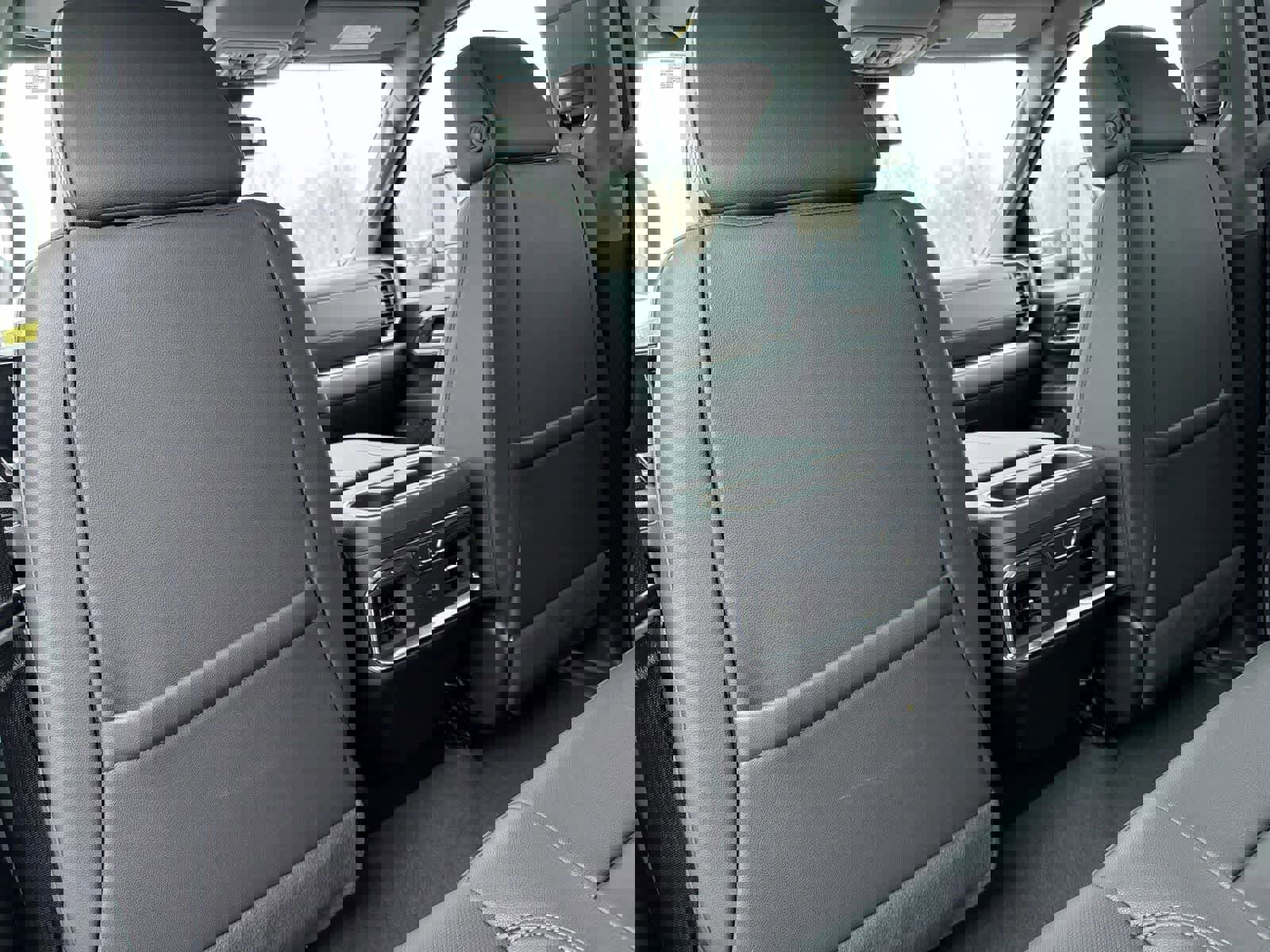 Used 2024 Chevrolet Silverado 2500 LTZ w/ LTZ Plus Package image 19