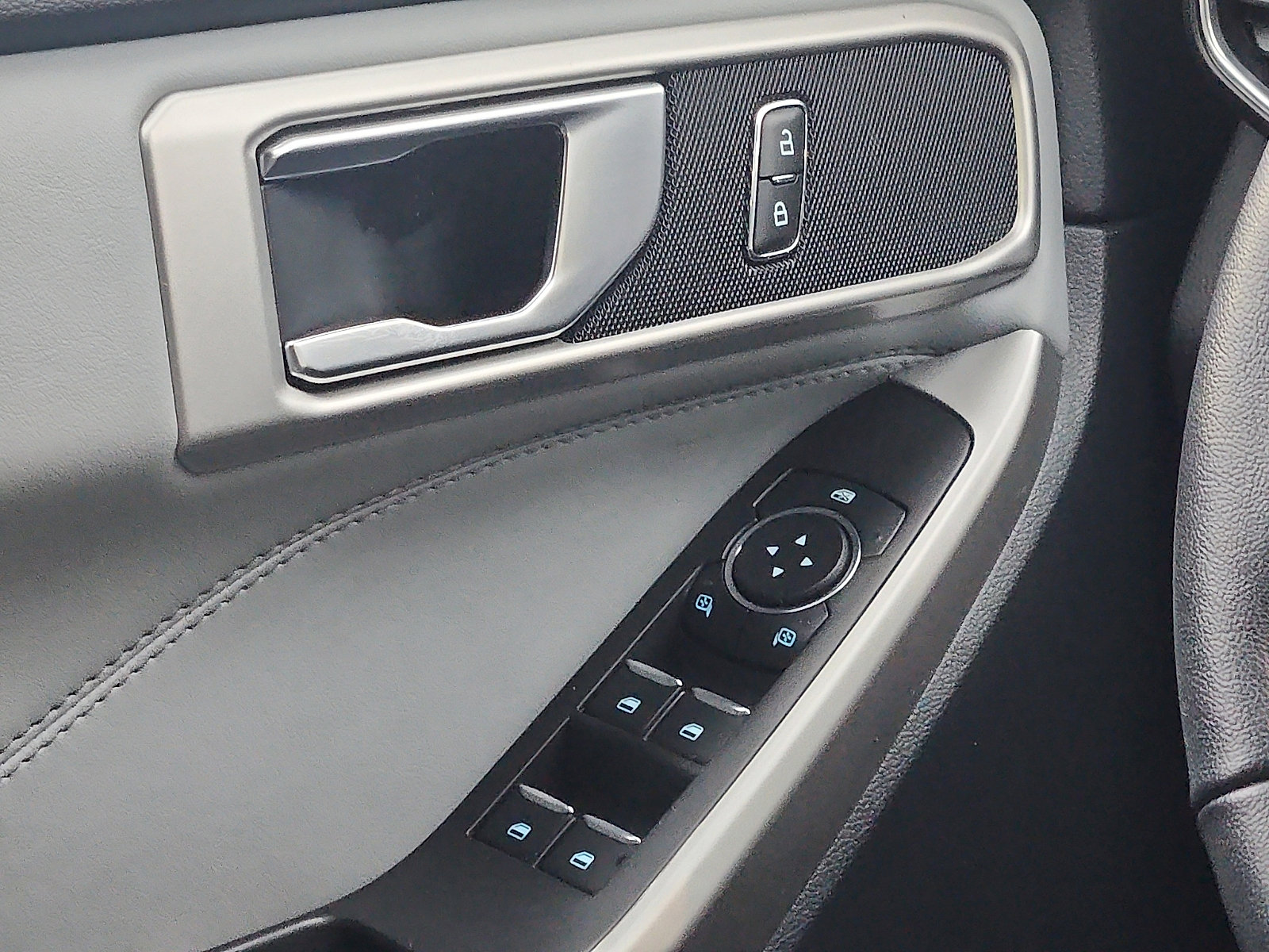 Certified 2023 Ford Explorer XLT w/ Equipment Group 202A image 12