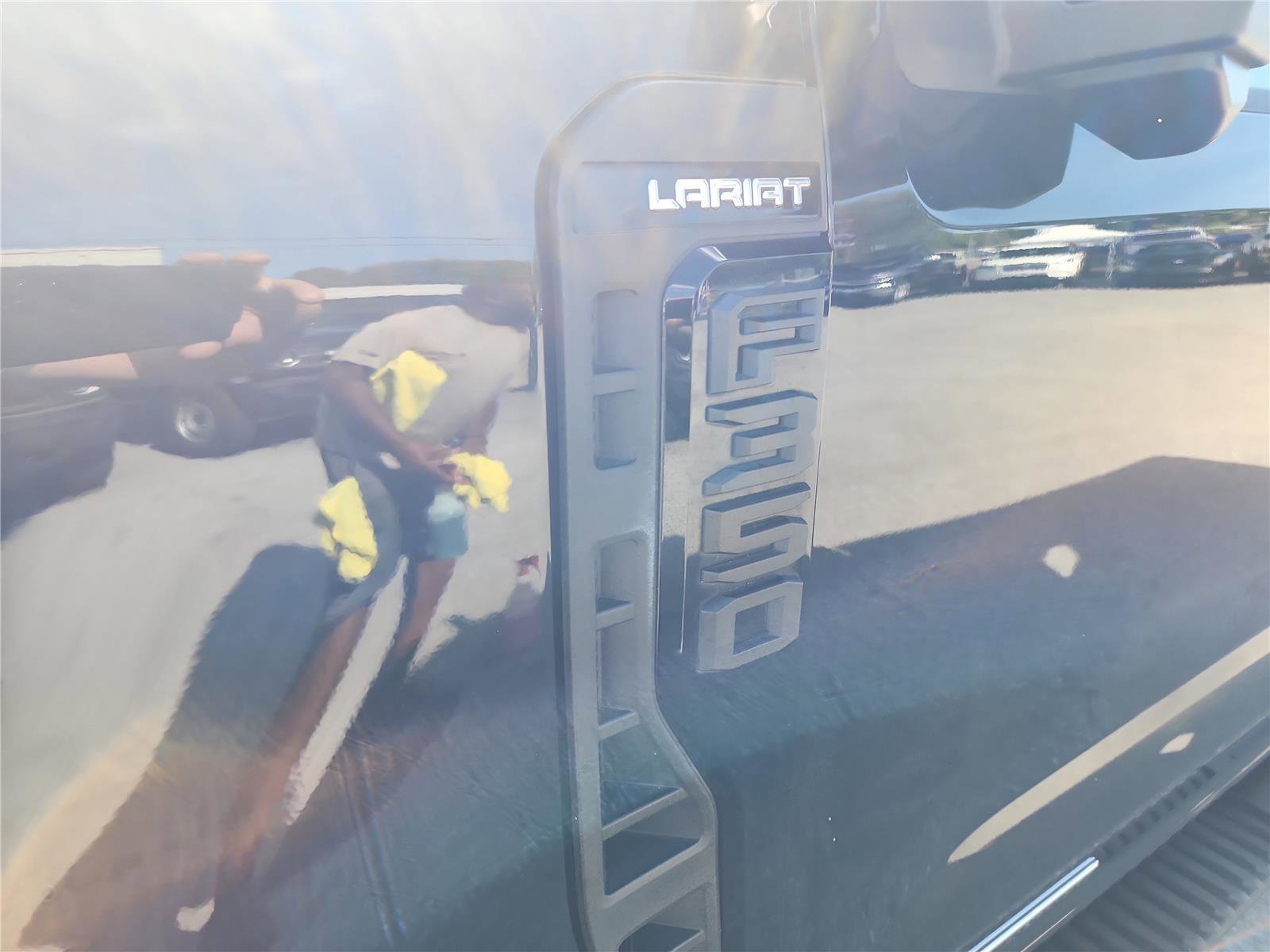 Certified 2023 Ford F350 Lariat w/ Lariat Ultimate Package image 10