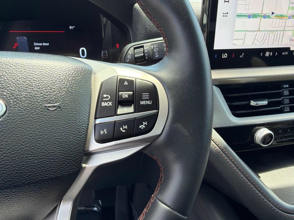 Certified 2025 Ford Explorer Active RWD image 31