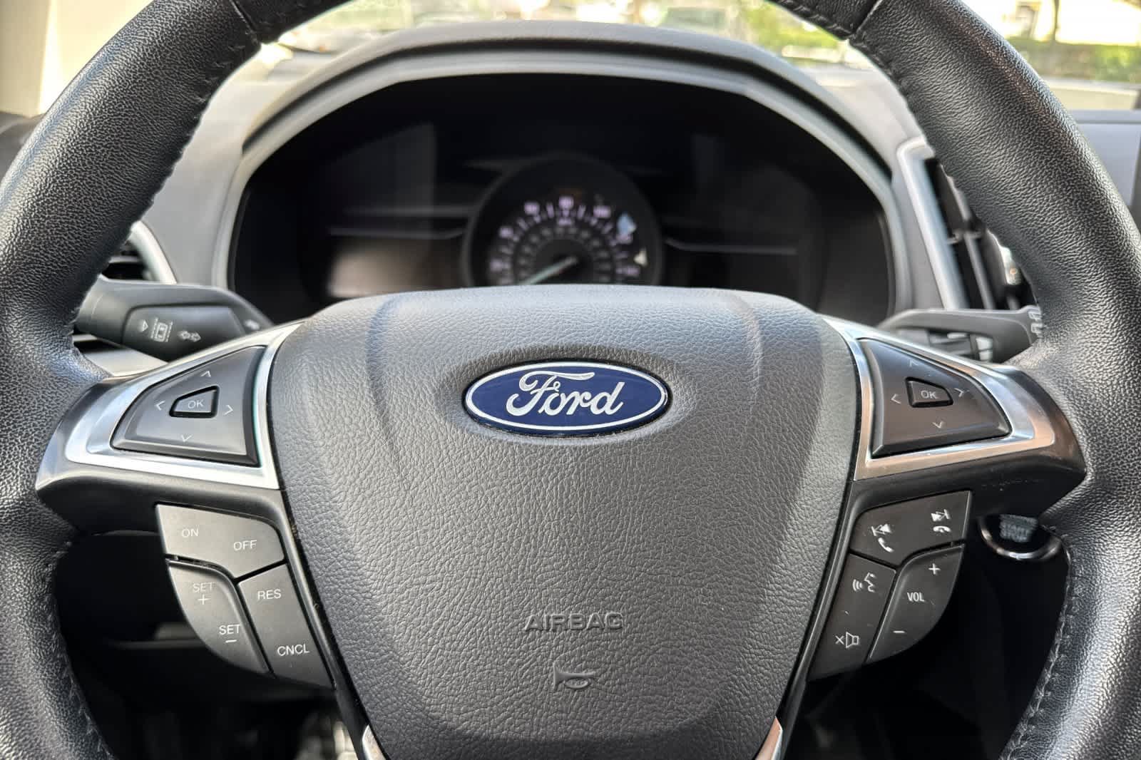 Certified 2024 Ford Edge SEL AWD/4WD image 23