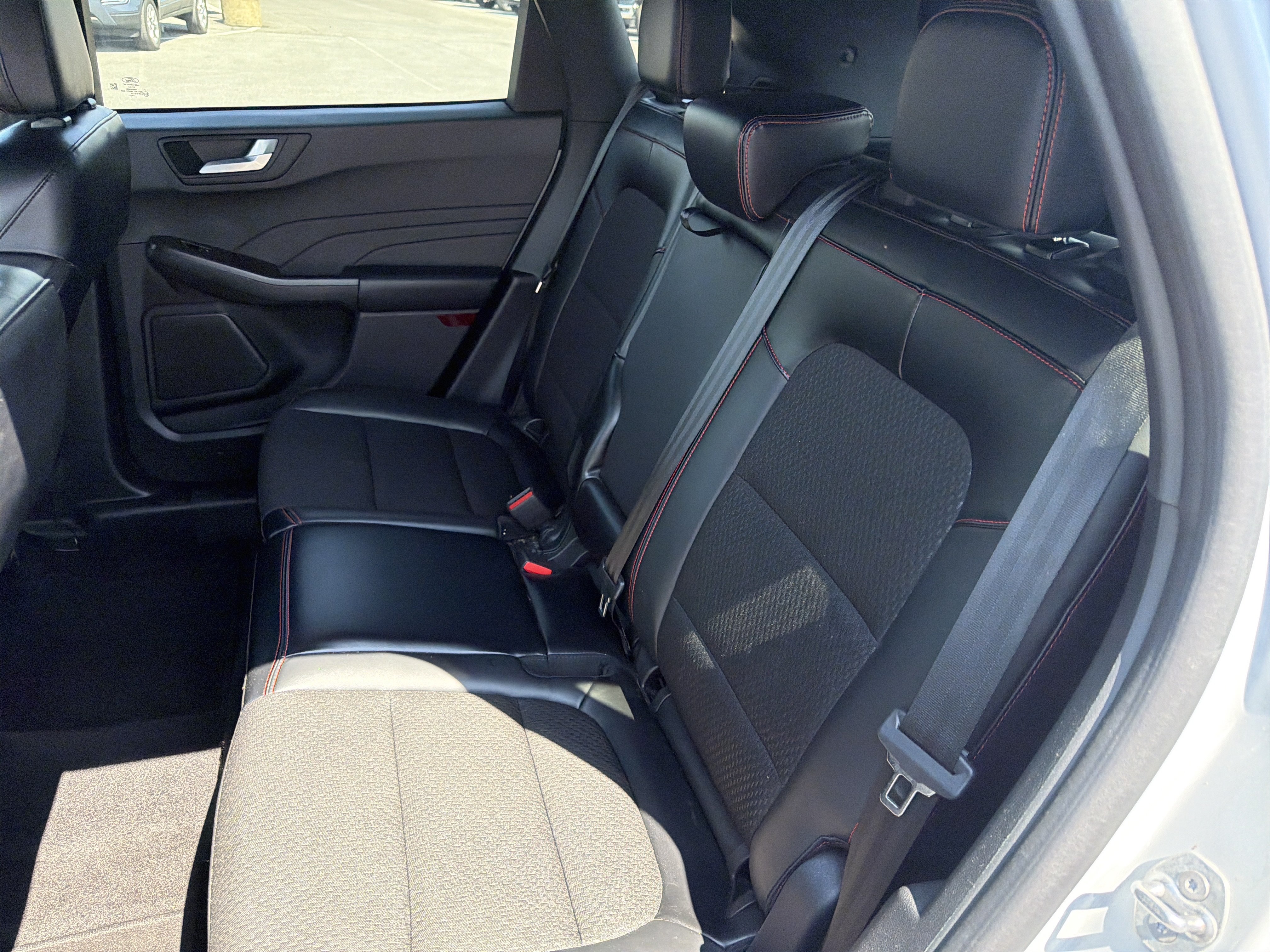 Certified 2025 Ford Escape ST-Line AWD/4WD image 13
