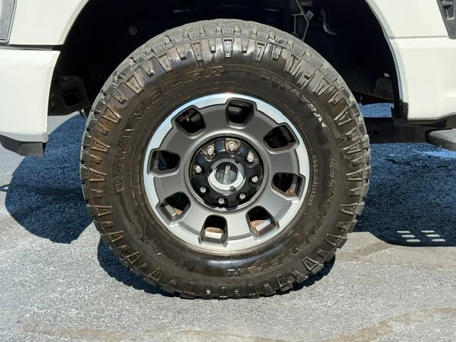 Certified 2024 Ford F250 Lariat w/ Tremor Off-Road Package AWD/4WD image 8