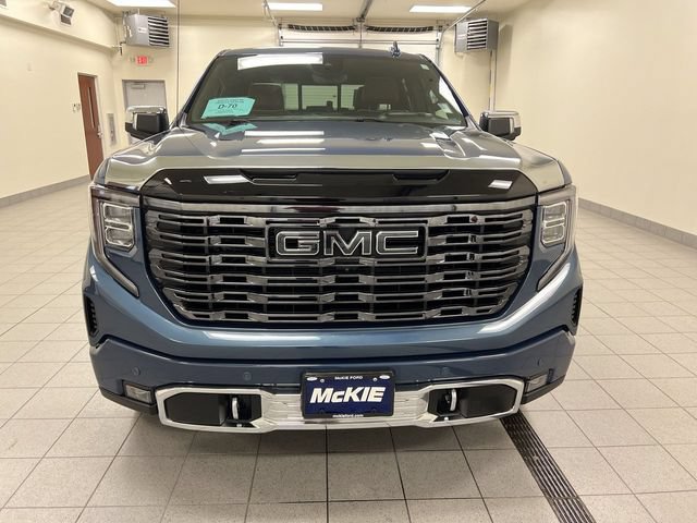 Used 2025 GMC Sierra 1500 Denali Ultimate AWD/4WD image 3