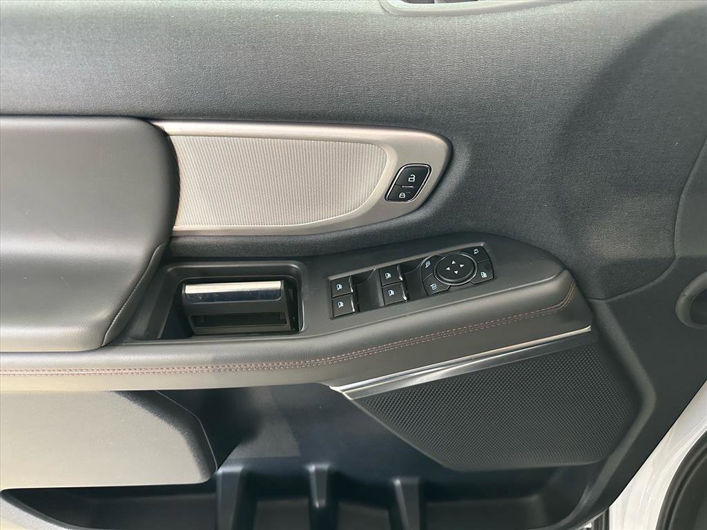 Certified 2025 Ford Expedition Active image 17