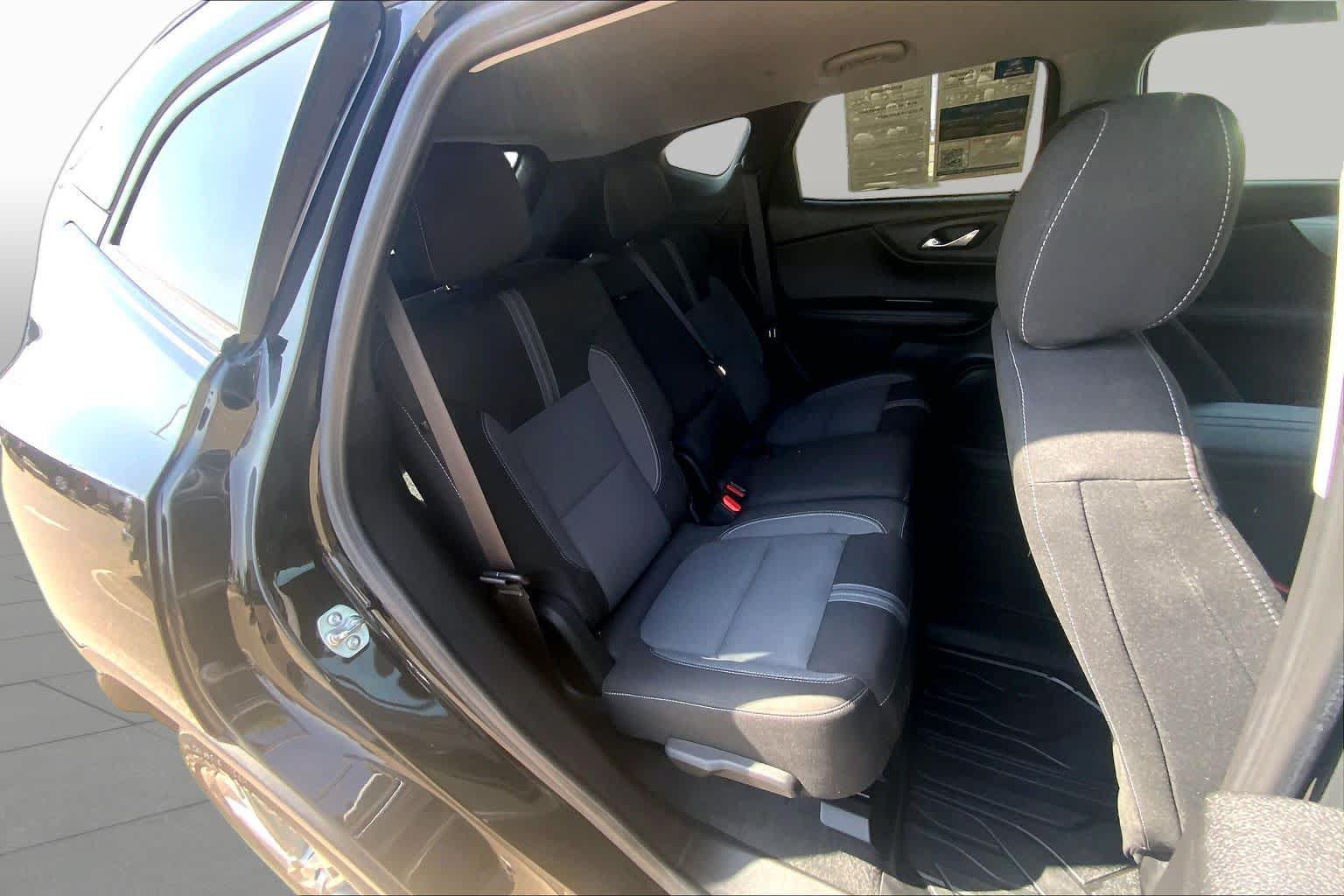 Used 2024 Chevrolet Blazer LT w/ Convenience Package FWD image 20