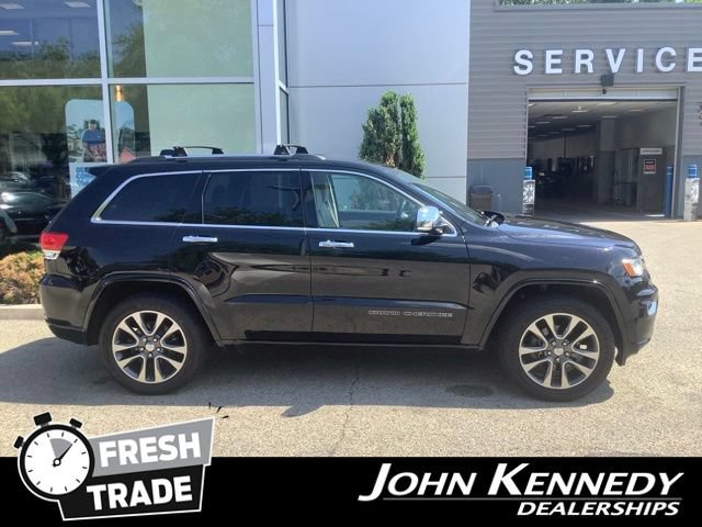 Used 2018 Jeep Grand Cherokee Overland AWD/4WD image 2