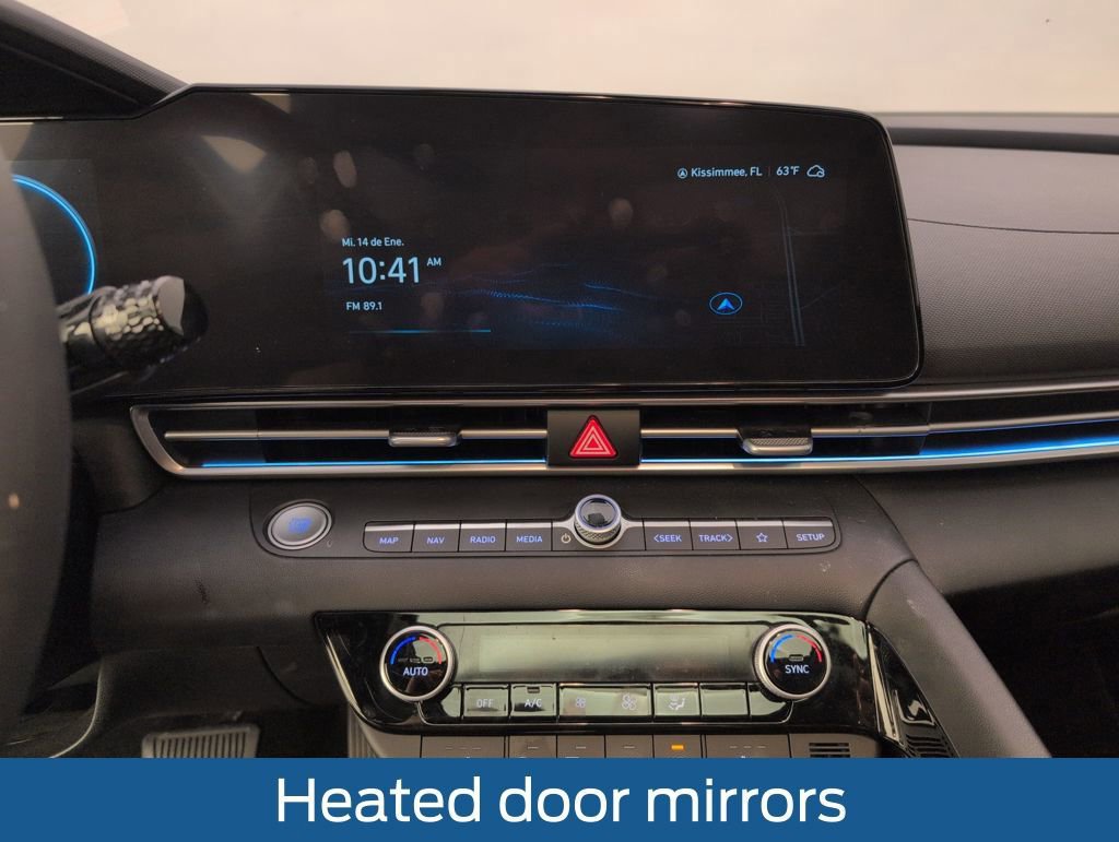 Used 2024 Hyundai Elantra Limited image 32