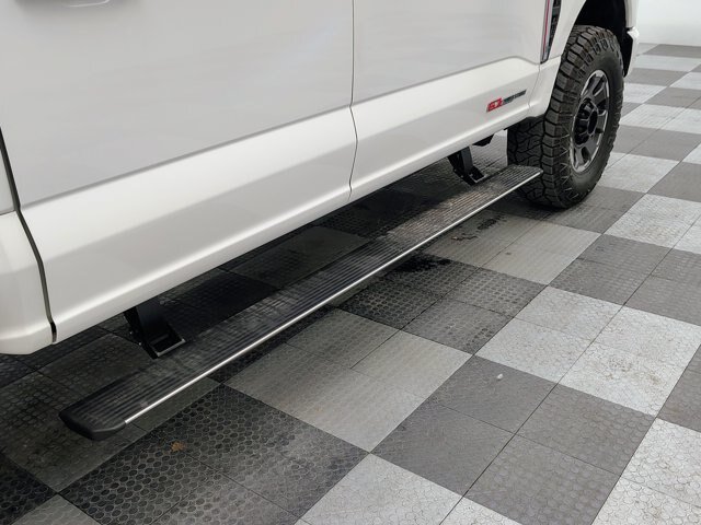 Certified 2024 Ford F250 Platinum w/ Tremor Off-Road Package AWD/4WD image 18