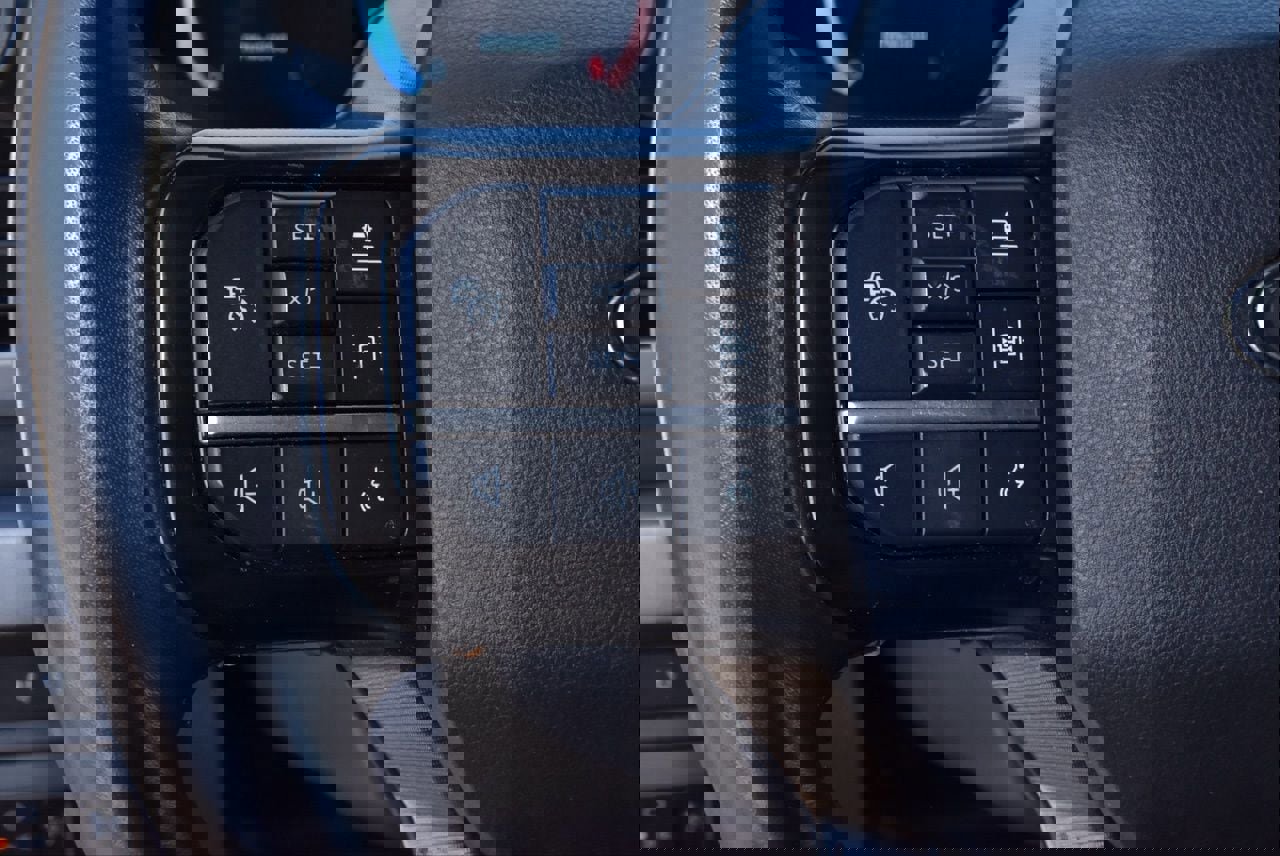 Certified 2024 Ford F250 Platinum w/ FX4 Off-Road Package image 24