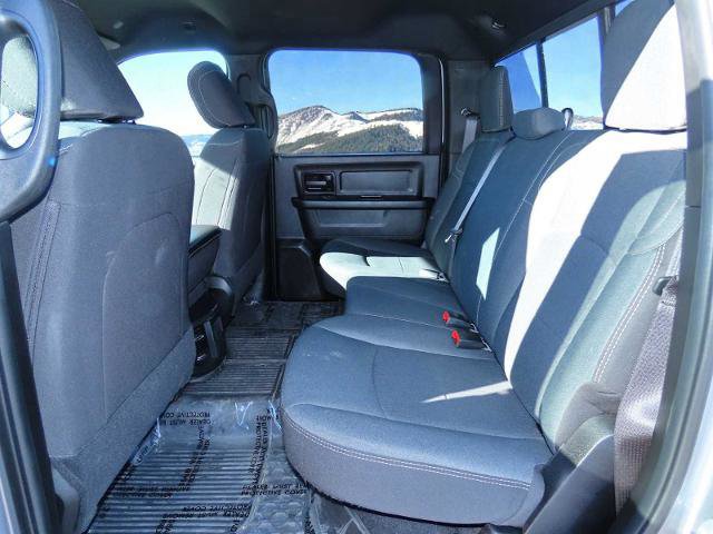 Used 2024 RAM 2500 Tradesman w/ Chrome Appearance Group image 18