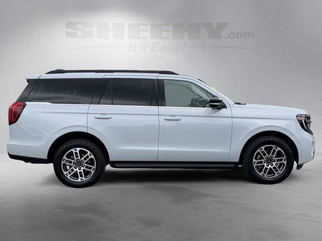 Certified 2025 Ford Expedition Active AWD/4WD image 10