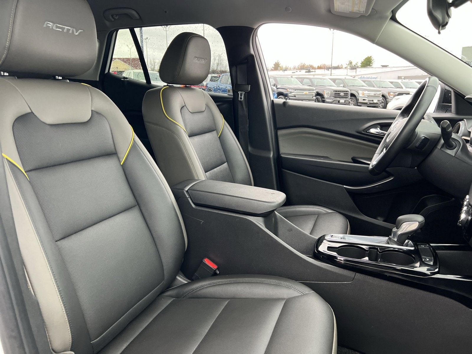 Used 2025 Chevrolet Trax ACTIV image 25