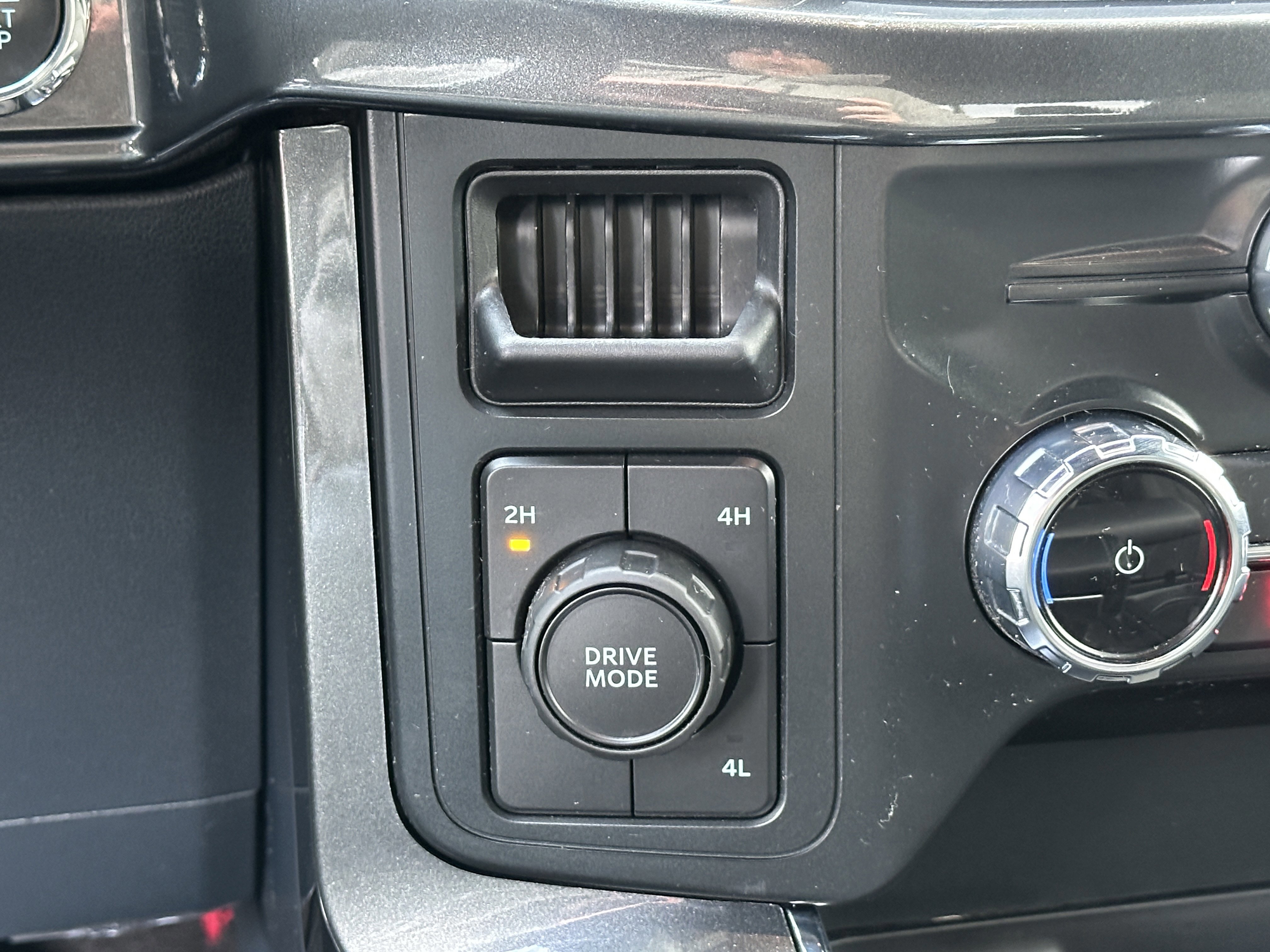 Certified 2022 Ford F150 XLT w/ Equipment Group 302A High image 24