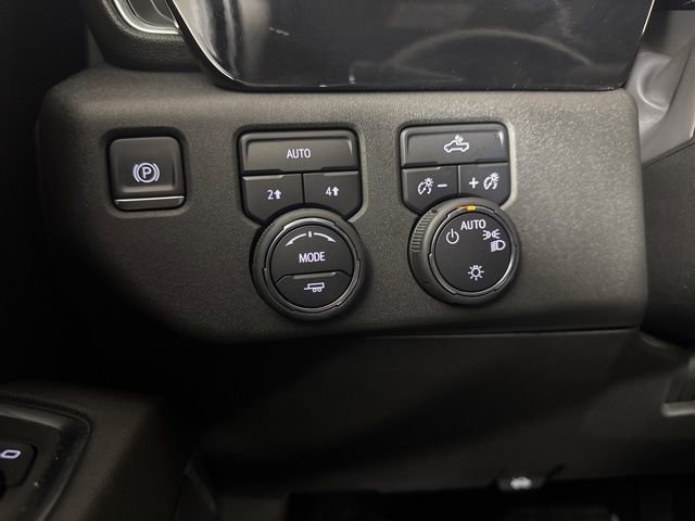 Used 2023 Chevrolet Silverado 1500 LT image 20