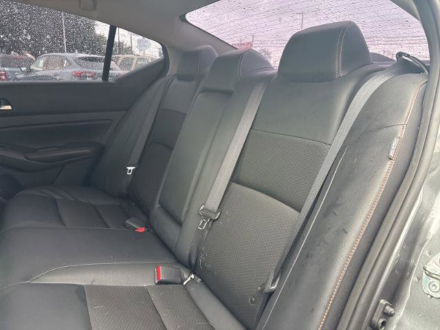 Used 2022 Nissan Altima 2.5 SR FWD image 13