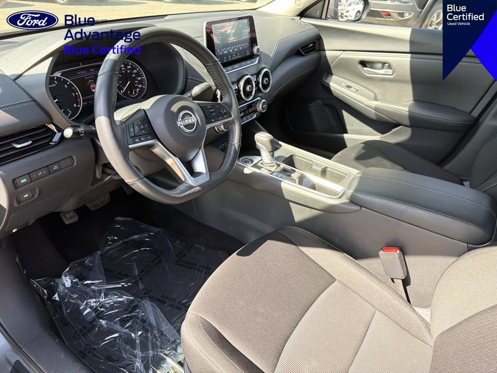 Used 2025 Nissan Sentra SV w/ All-Weather Package FWD image 17