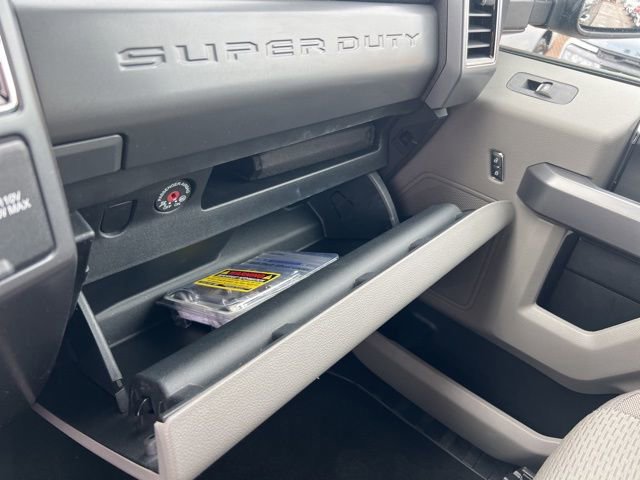 Certified 2019 Ford F250 XLT w/ XLT Premium Package image 17