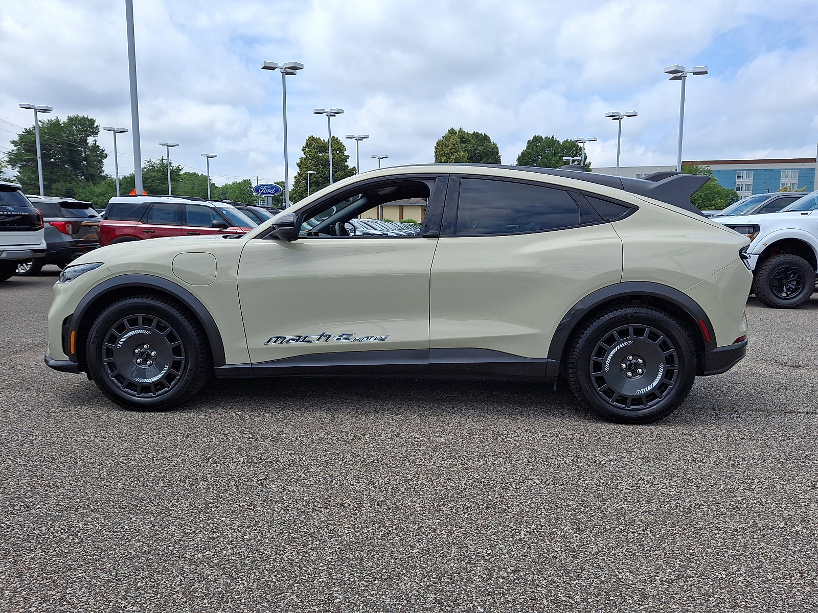 Certified 2025 Ford Mustang Mach-E GT AWD/4WD image 6