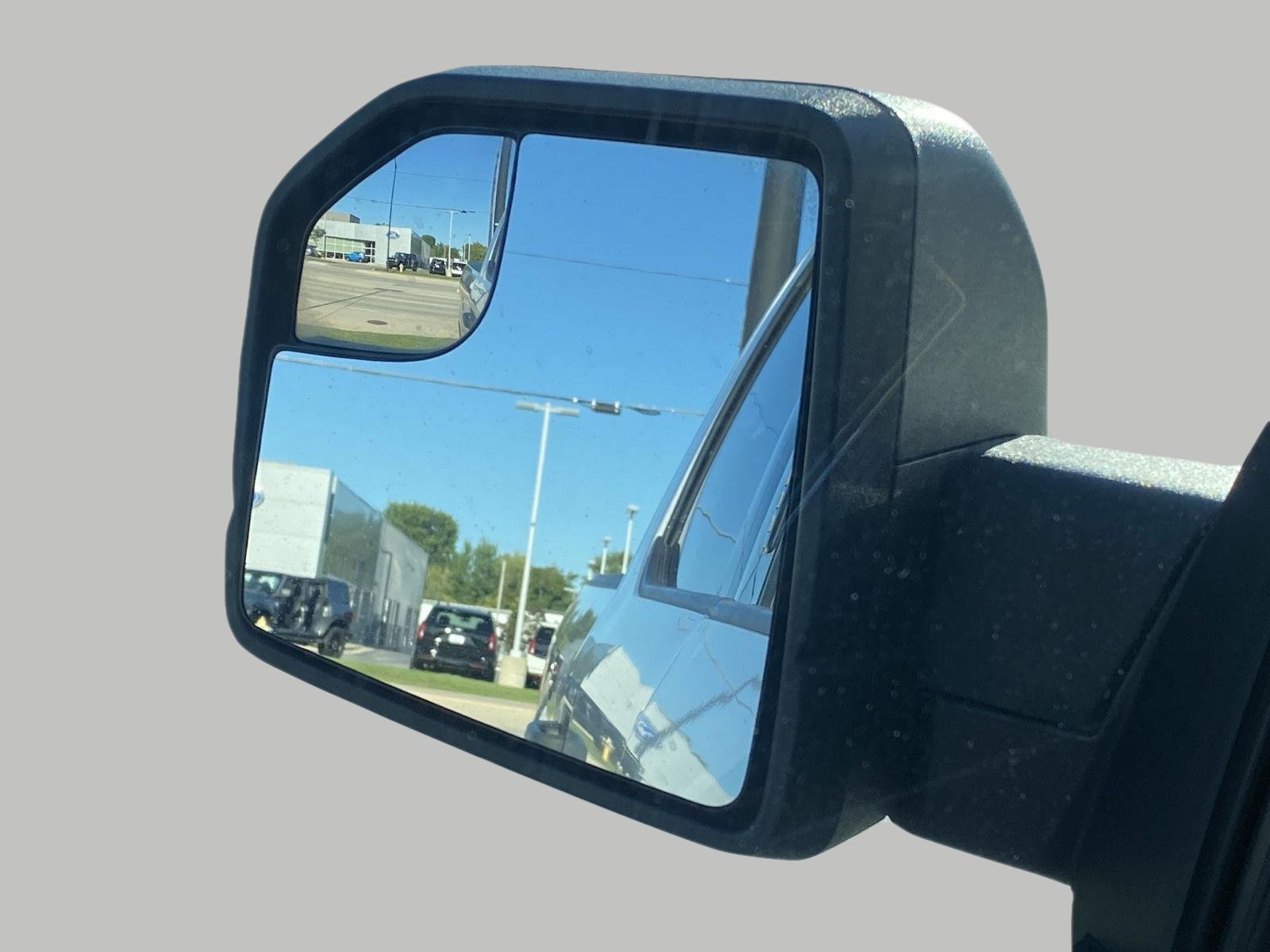 Certified 2017 Ford F150 XLT AWD/4WD image 16