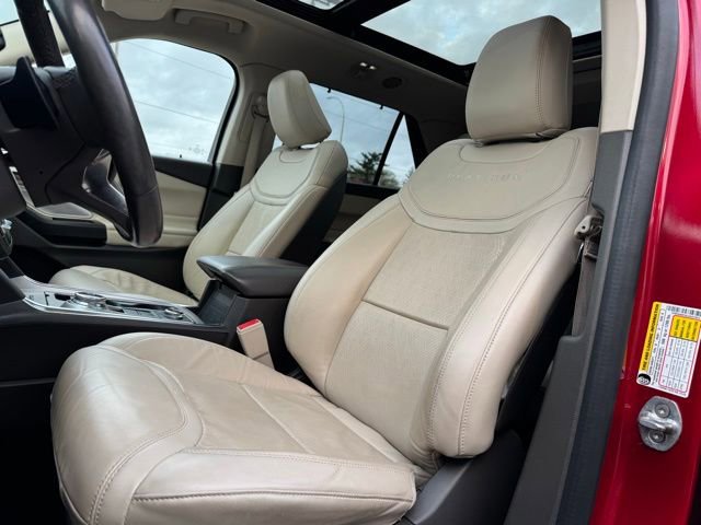 Certified 2020 Ford Explorer Platinum w/ Premium Technology Package AWD/4WD image 13