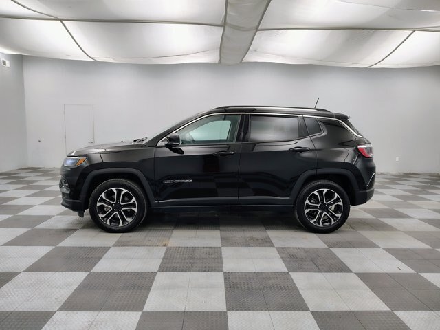 Used 2022 Jeep Compass Limited AWD/4WD image 6