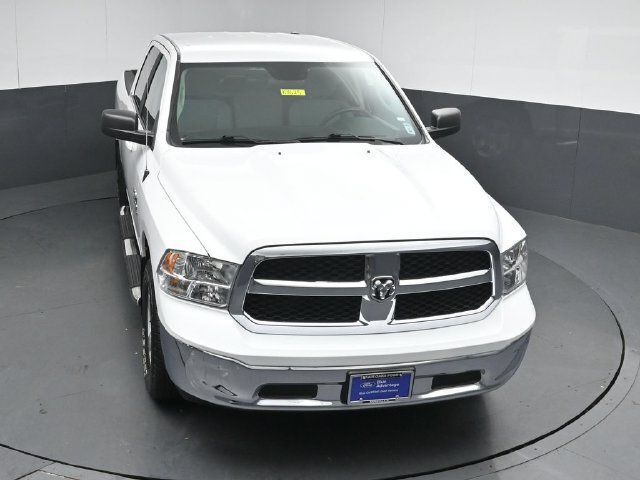 Used 2021 RAM 1500 Classic SLT AWD/4WD image 42