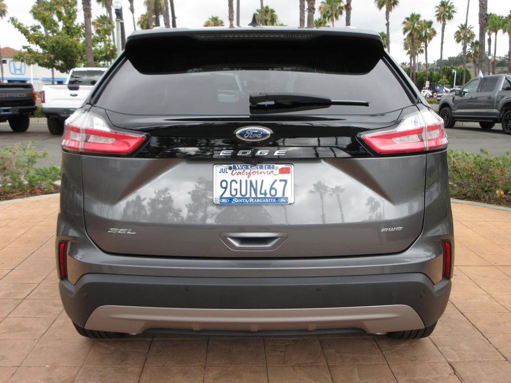 Certified 2023 Ford Edge SEL w/ Convenience Package AWD/4WD image 3