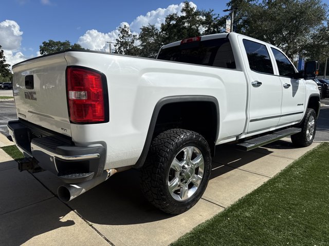 Used 2018 GMC Sierra 2500 SLT w/ Duramax Plus Package AWD/4WD image 3