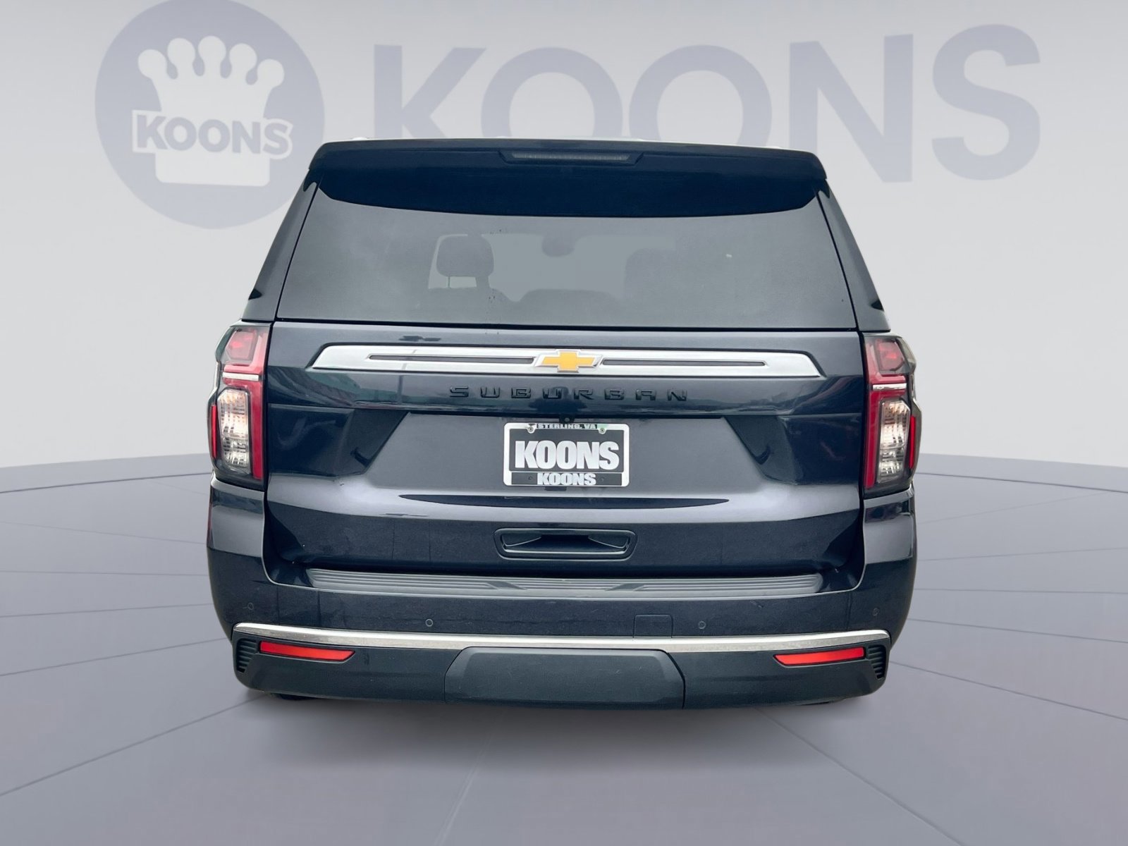 Used 2023 Chevrolet Suburban LS image 4