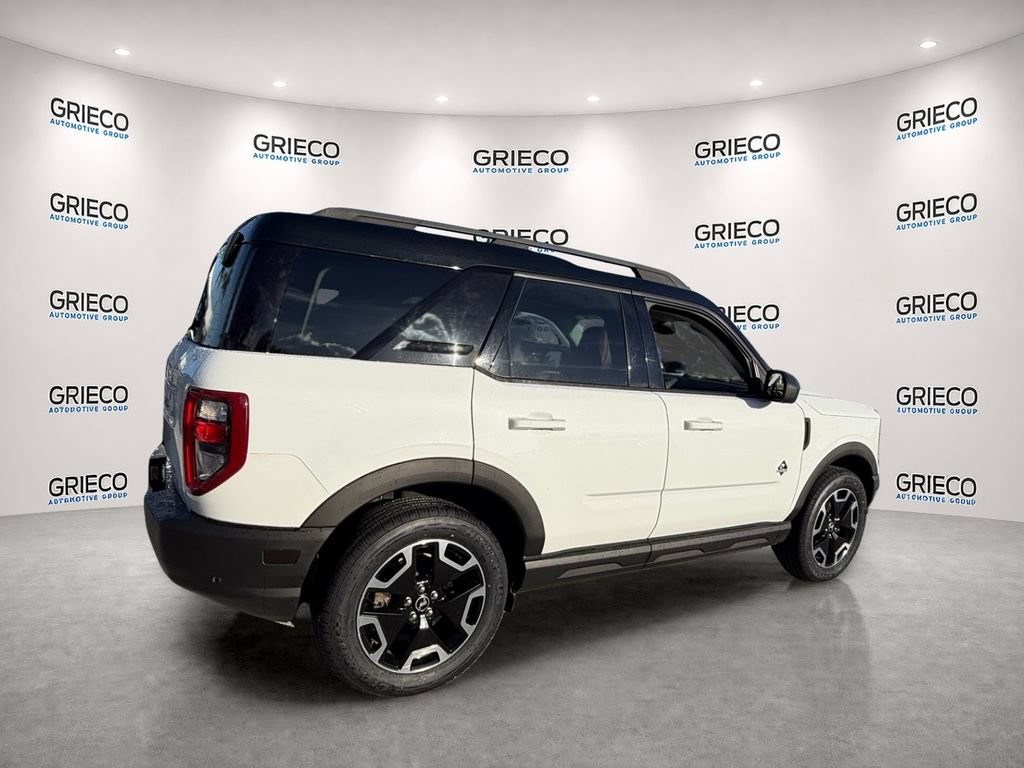 Certified 2021 Ford Bronco Sport Outer Banks w/ Outer Banks Package AWD/4WD image 7