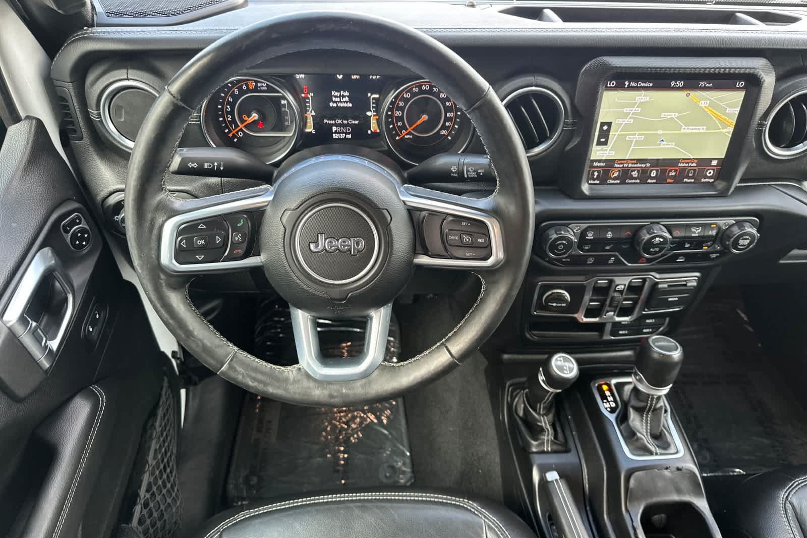Used 2020 Jeep Gladiator Overland AWD/4WD image 14