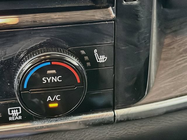 Used 2022 Nissan Rogue Platinum AWD/4WD image 24