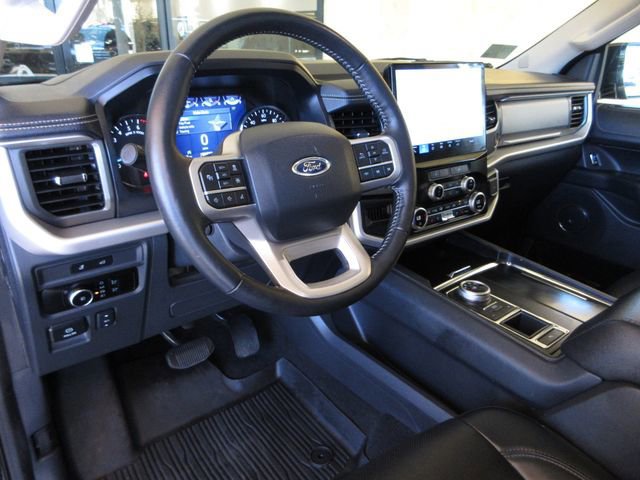 Certified 2024 Ford Expedition XLT RWD image 14